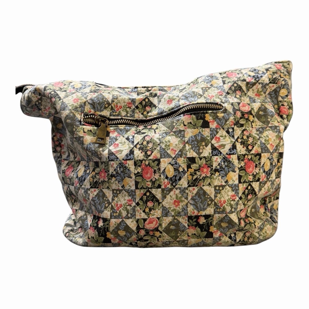 Farmhouse Is My Style Floral Patchwork Tote Bag - Picture 5 of 10